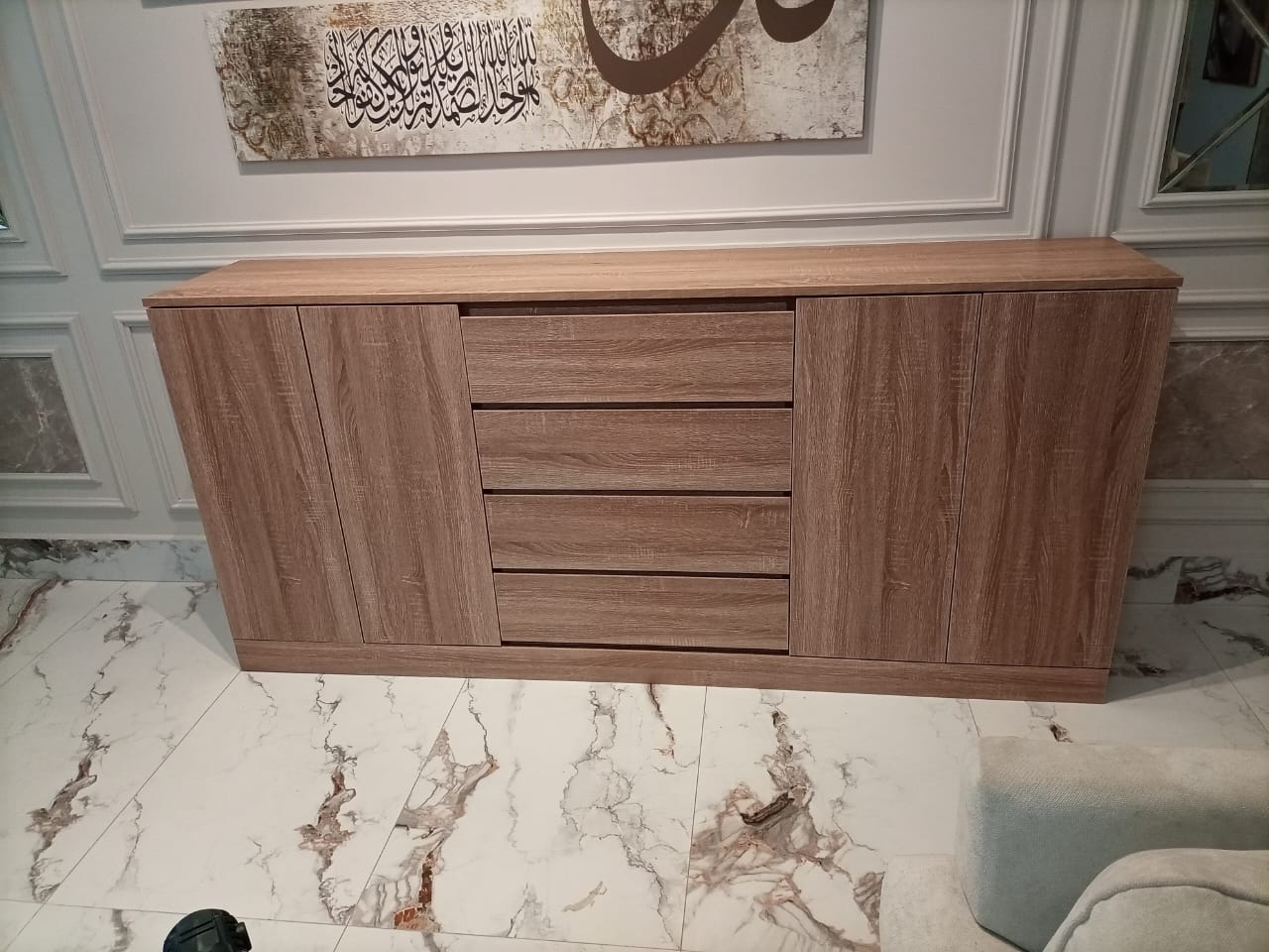وحدة صالة خشبية